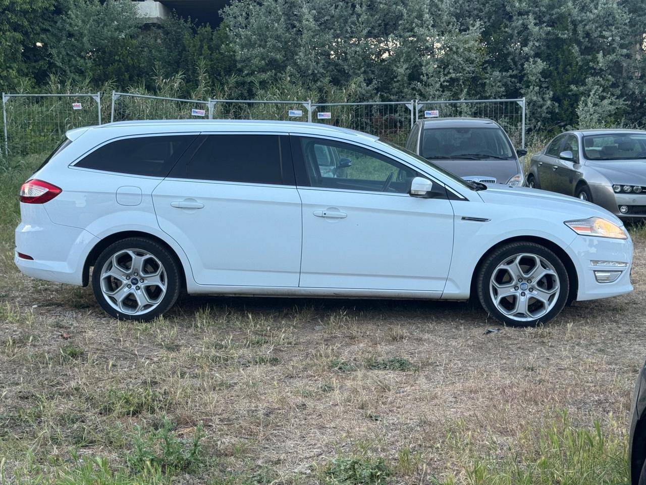 Ford Mondeo 2.0 TDCi 163 CV Powershift Station Wagon New Titanium