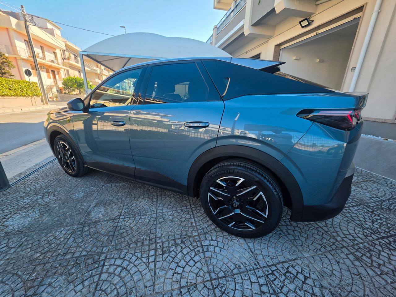 Peugeot 3008 Hybrid 145 e-DCS6 GT