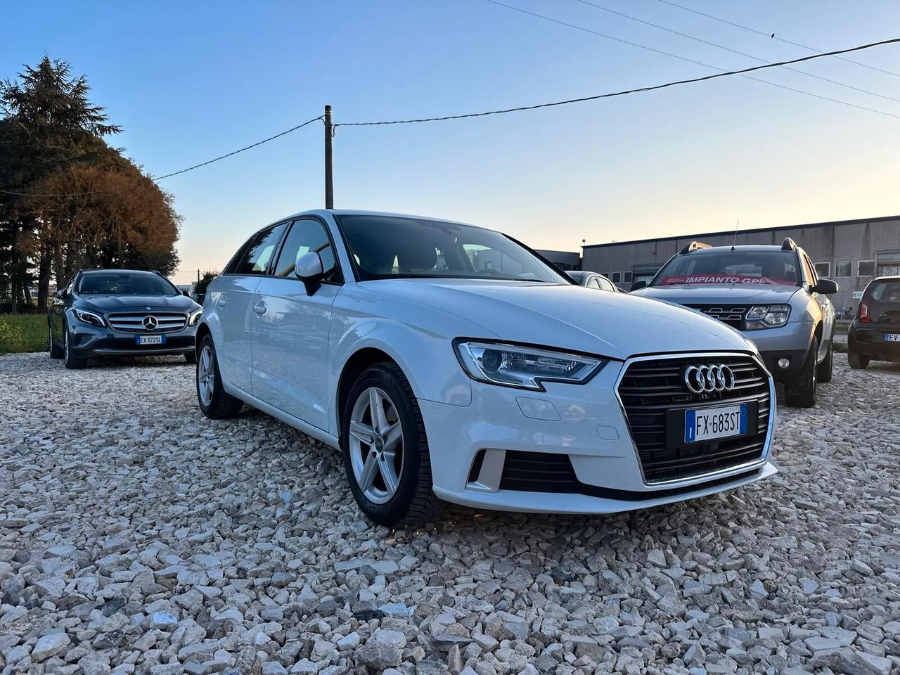 Audi A3 SPB 30 g-tron S tronic IN RIENTRO