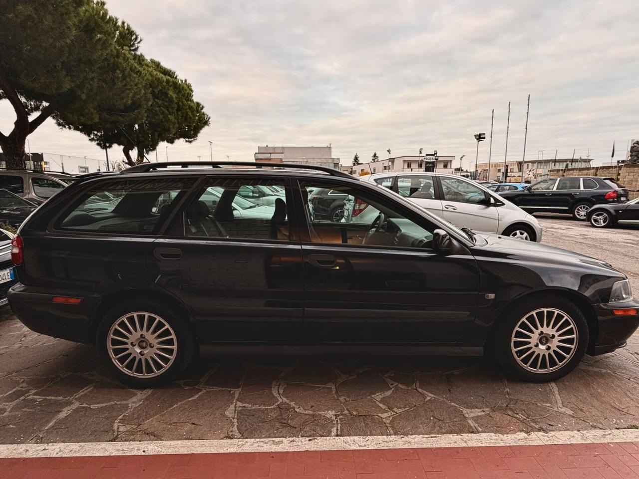 Volvo V40 1.9 D (116 CV) cat Class