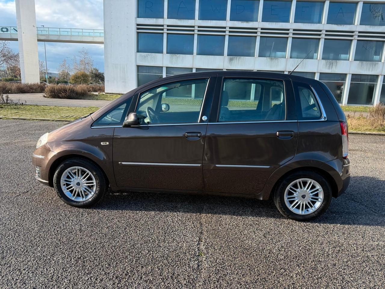 Lancia MUSA 1.4 Platino Ecochic GPL