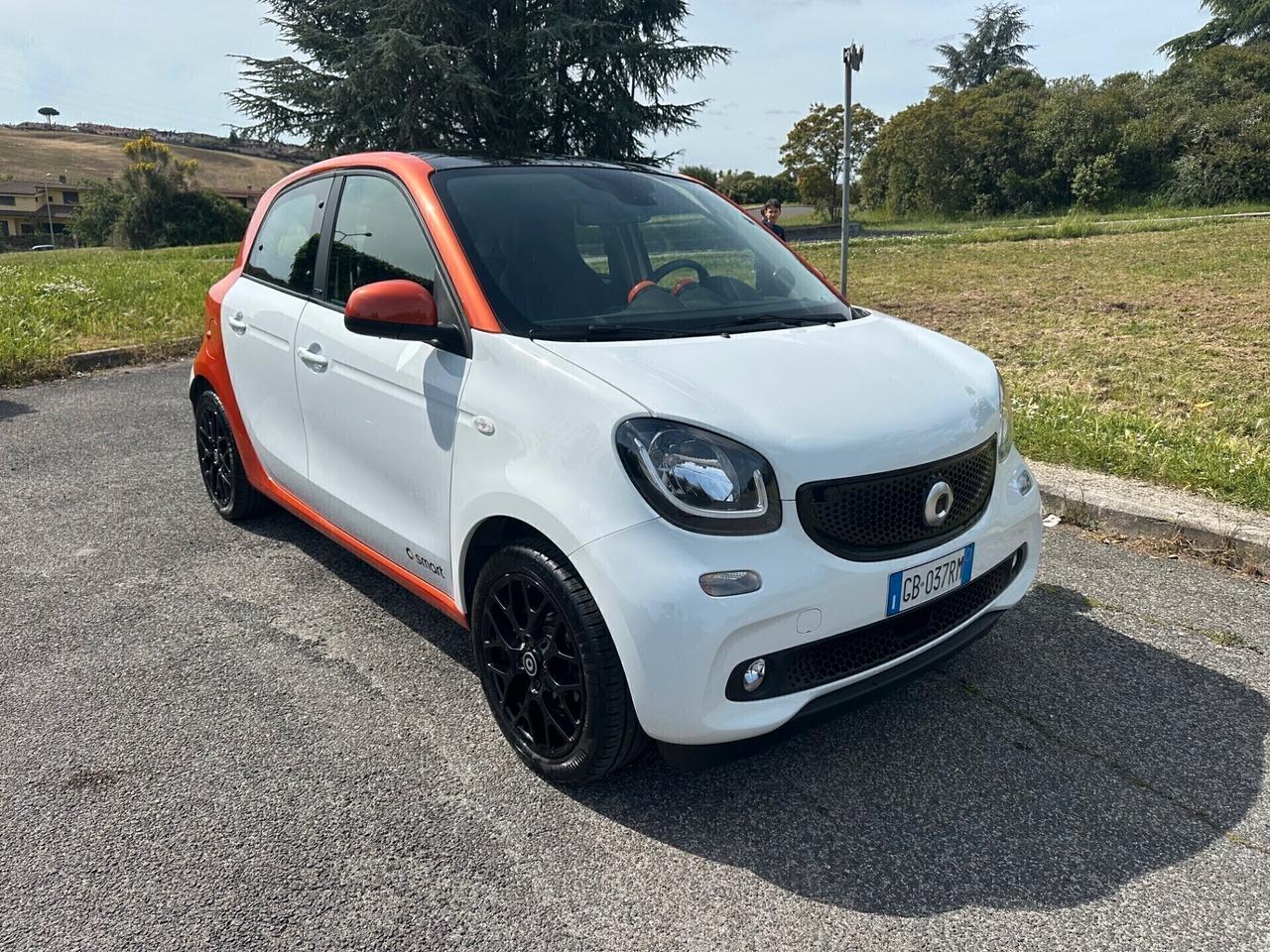 Smart ForFour Prime aut. turbo 08/19 km.28000 full opt.