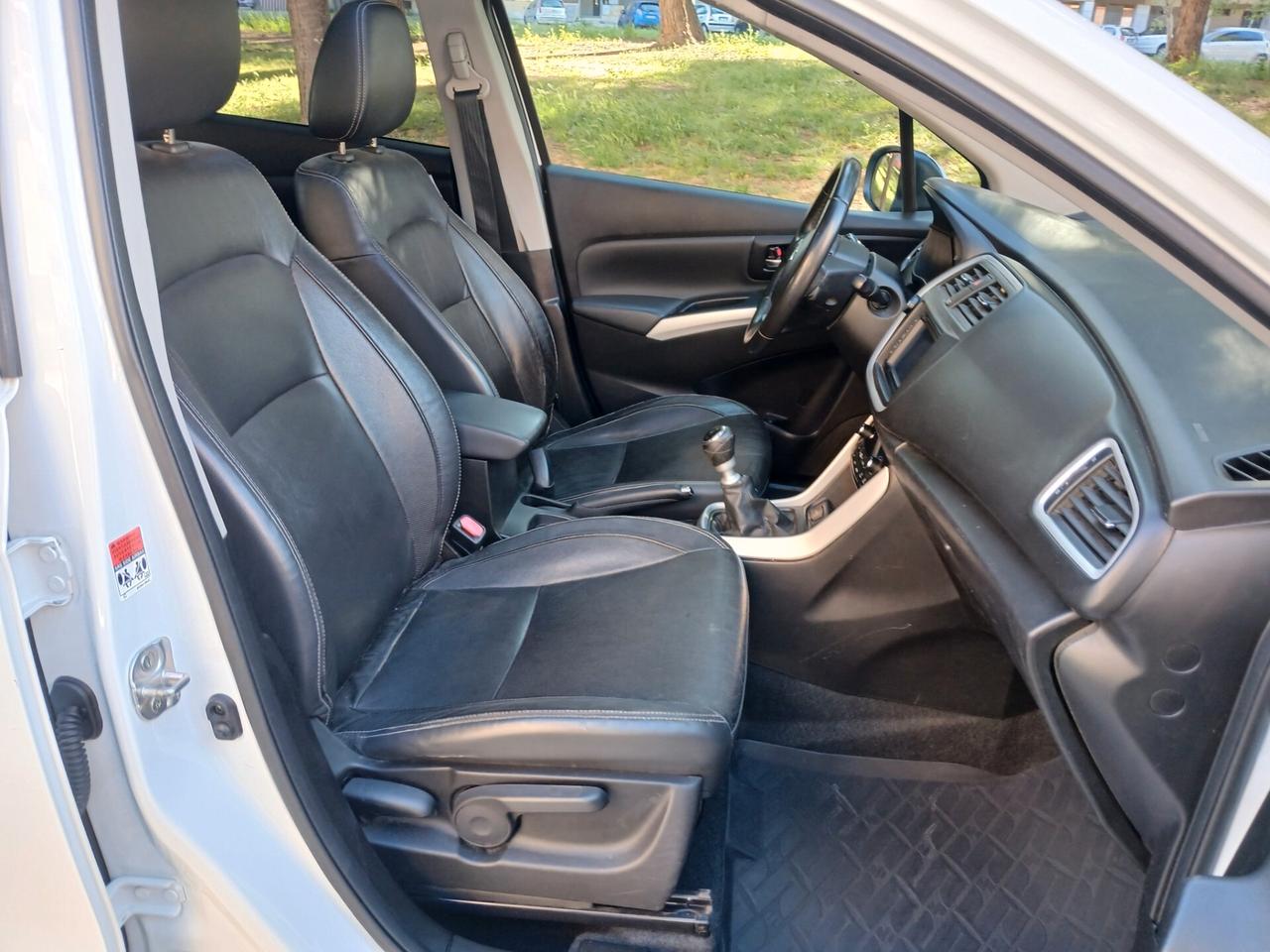 Suzuki S-Cross 1.6 DDiS Start&Stop 4WD All Grip Top