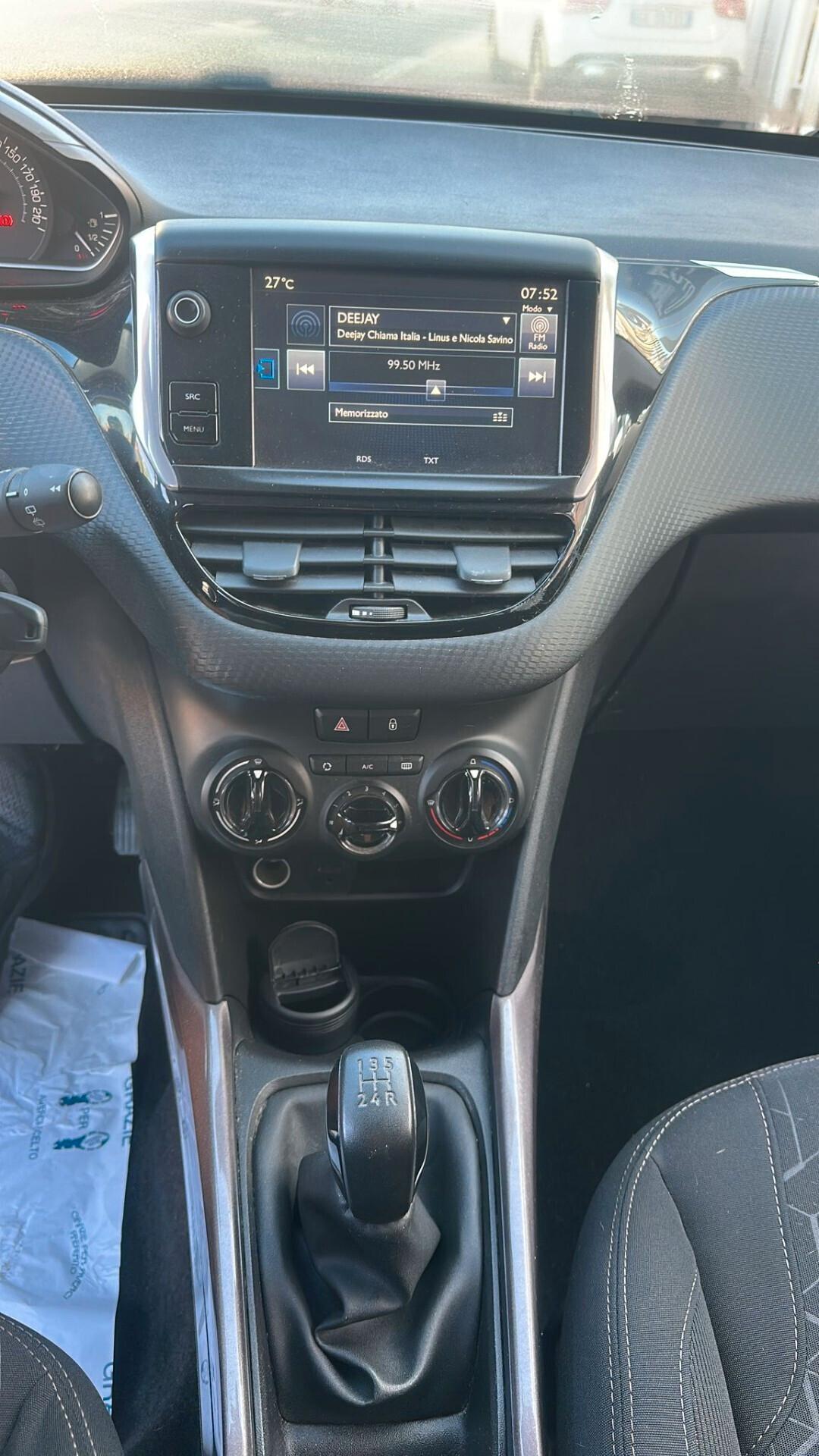 PEUGEOT 2008 1,6 DIESEL NAVIGATORE, TELECAMERA...