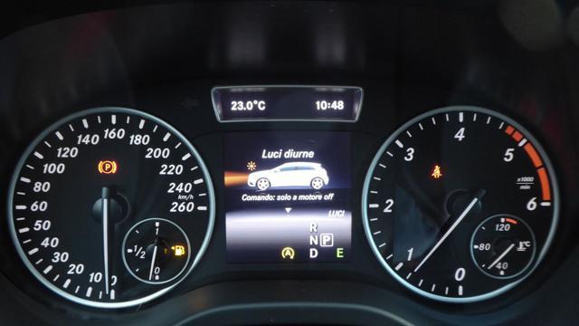 MERCEDES-BENZ A 180 CDI Automatic Executive
