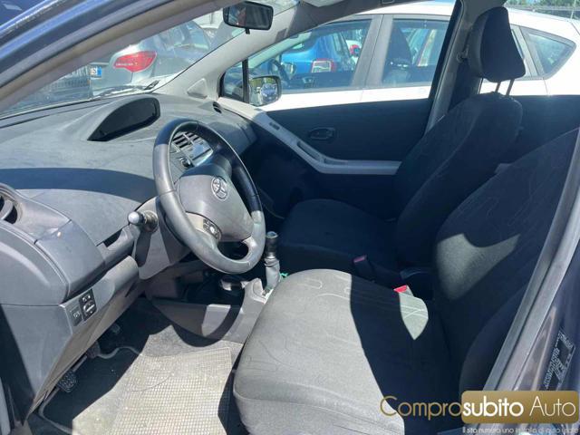 TOYOTA Yaris 1.0 5 porte Sol ( Garanzia 12 Mesi)
