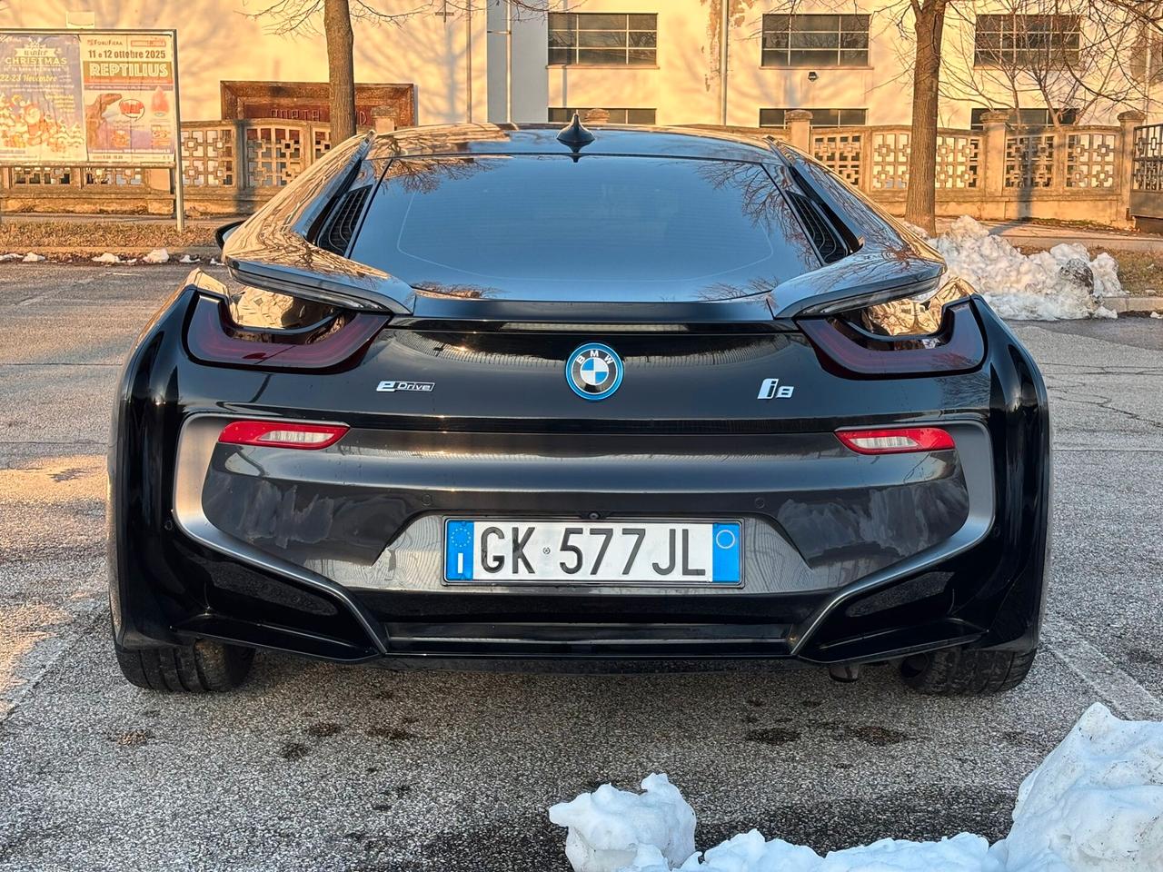 Bmw i8