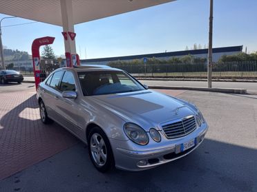 Mercedes-benz E 220 CDI cat Elegance