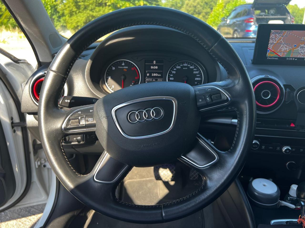 Audi A3 1.6 TDI Ambition #11389
