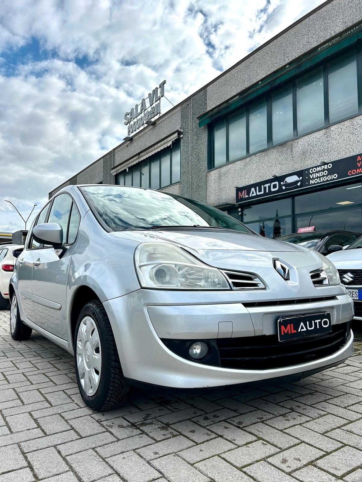 Renault Modus 1.2 16V Live (55kw)