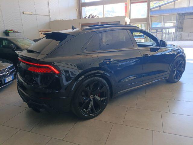 AUDI RS Q8 TFSI V8 quattro tiptronic CARBOCERAMIC/AKRAPOVIC