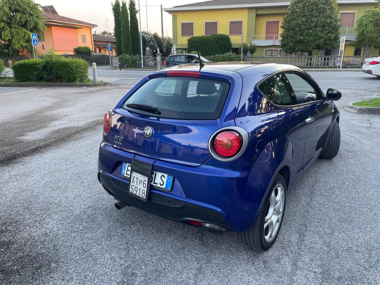 Alfa Romeo MiTo 1.3 JTDm-2 95 CV S&S Distinctive Sport Pack