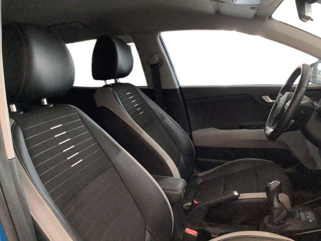 KIA Stonic 1.0 T-GDi 100 CV MHEV MT Black Edition