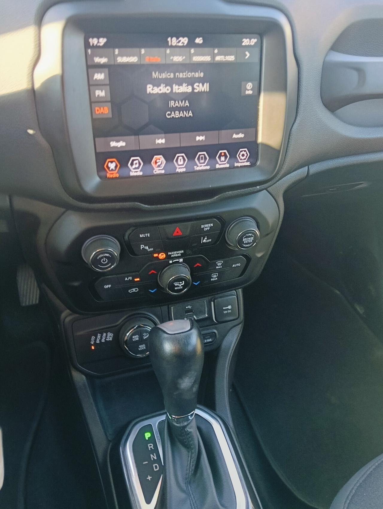 Jeep Renegade 1.3 T4 190CV PHEV 4xe AT6 Business Plus