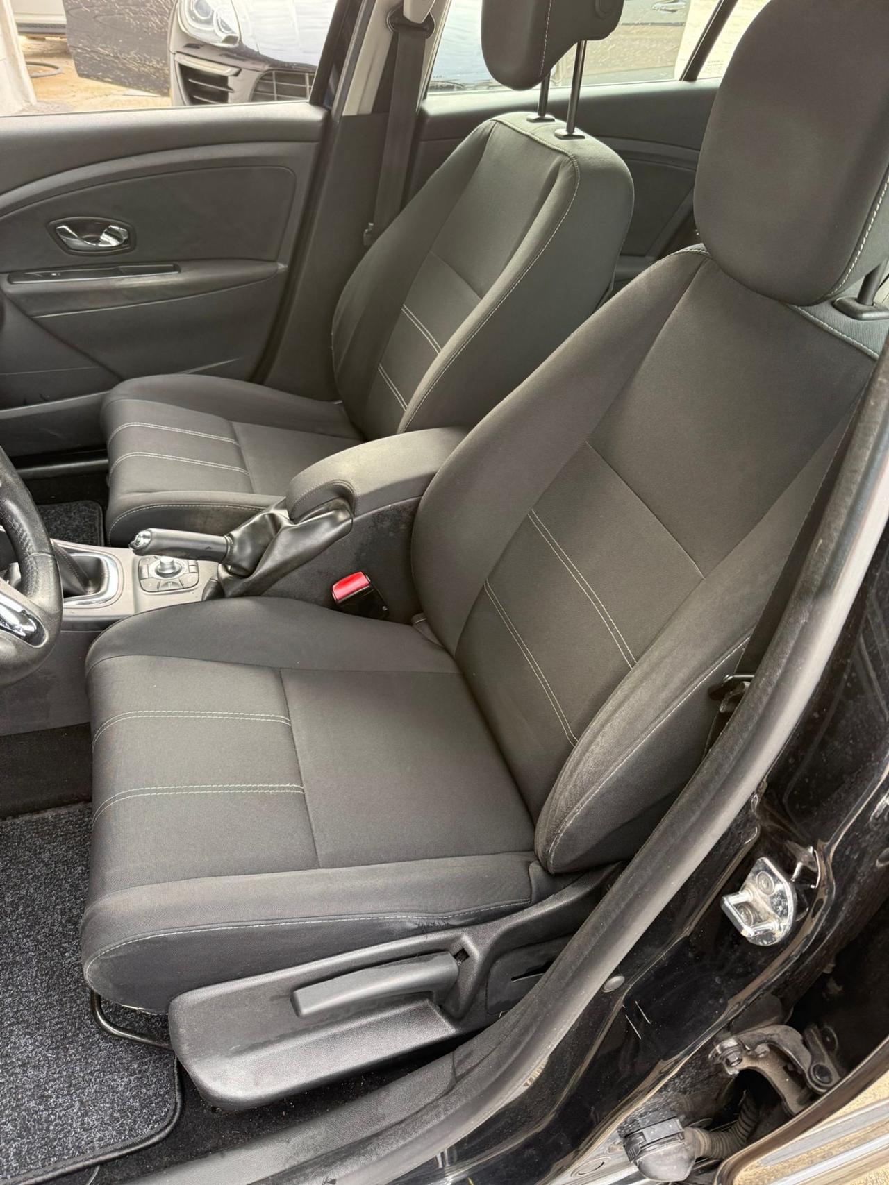 Renault megane GT style 1.5 DCi neopatentati UNIPRO