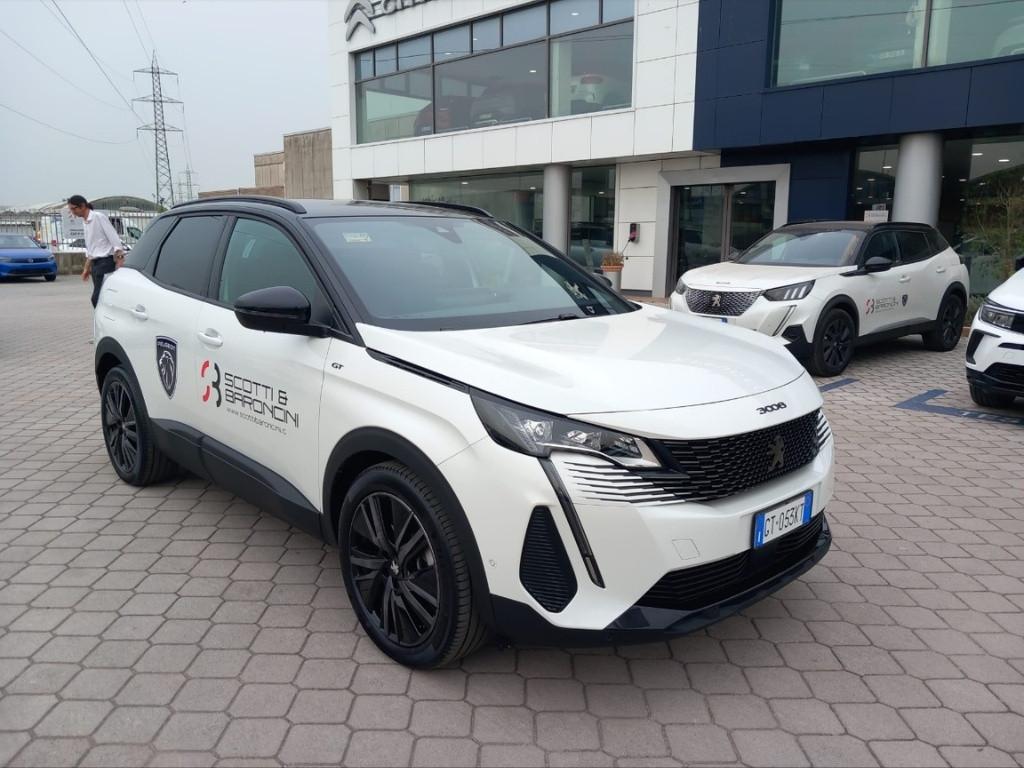 PEUGEOT 3008 HYBRID 225 e-EAT8 - GT