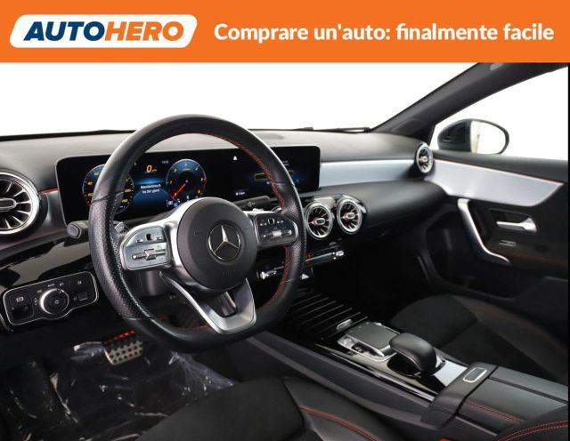 MERCEDES-BENZ A 200 d Automatic Premium
