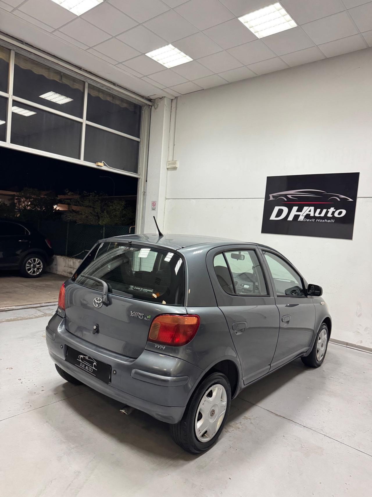 Toyota Yaris 1.0 5 porte Sol