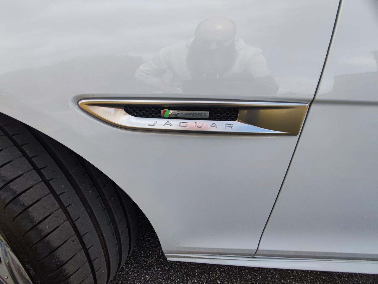 Jaguar XF Sportbrake 2.0 D 180 CV AWD aut. R-Sport