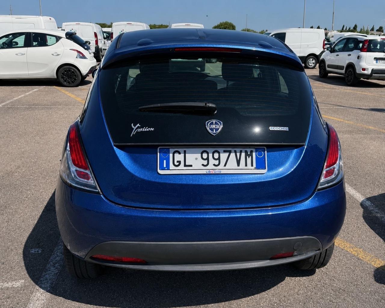 Lancia Ypsilon 1.0 FireFly 5 porte Hybrid 2022