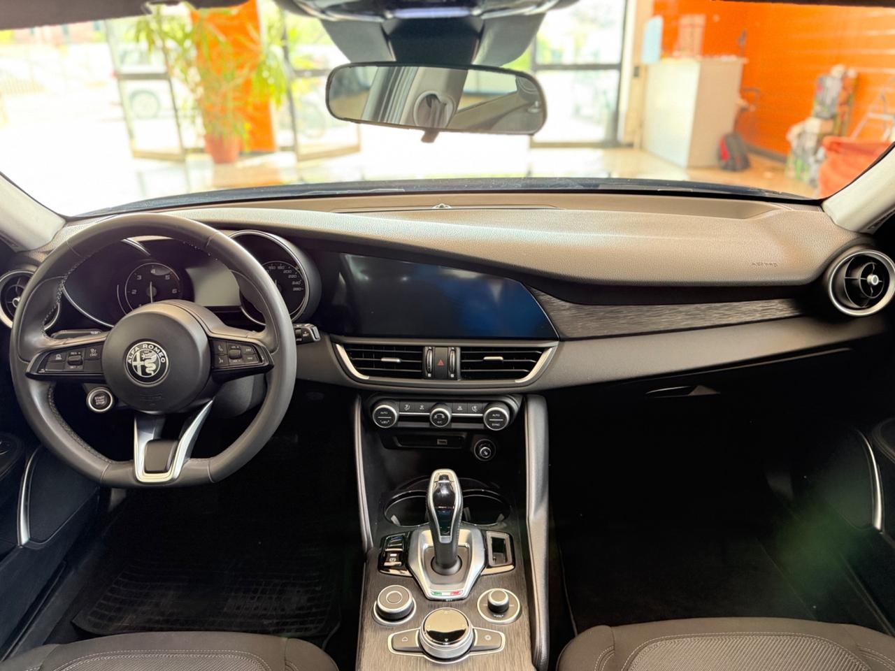 Alfa Romeo Giulia 2.2 Turbodiesel 160 CV AT8