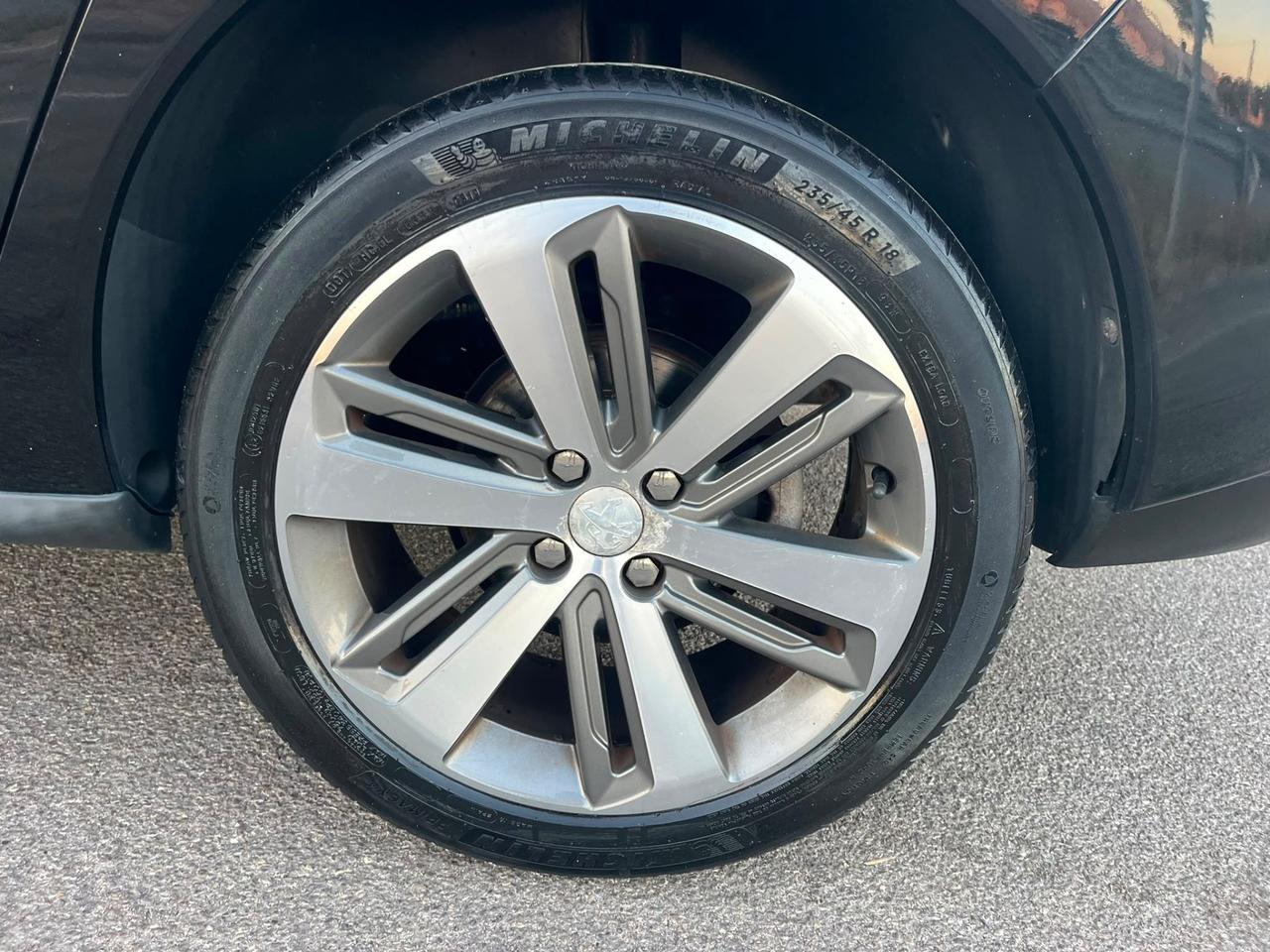 Peugeot 3008 BlueHDi Allure Unipro 2015