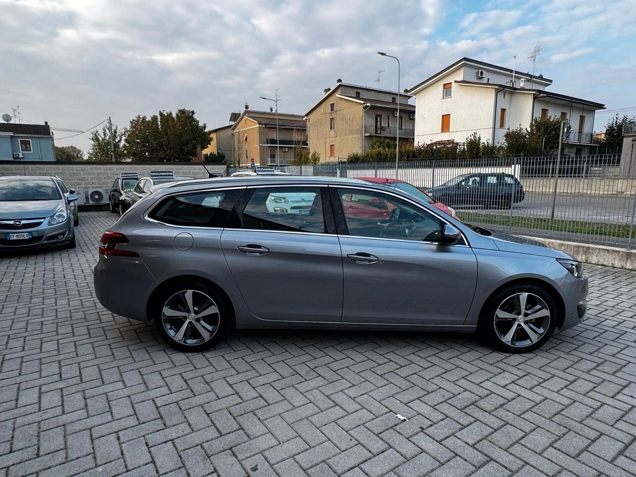 Peugeot 308 BlueHDi 120 S&S EAT6 GT Line