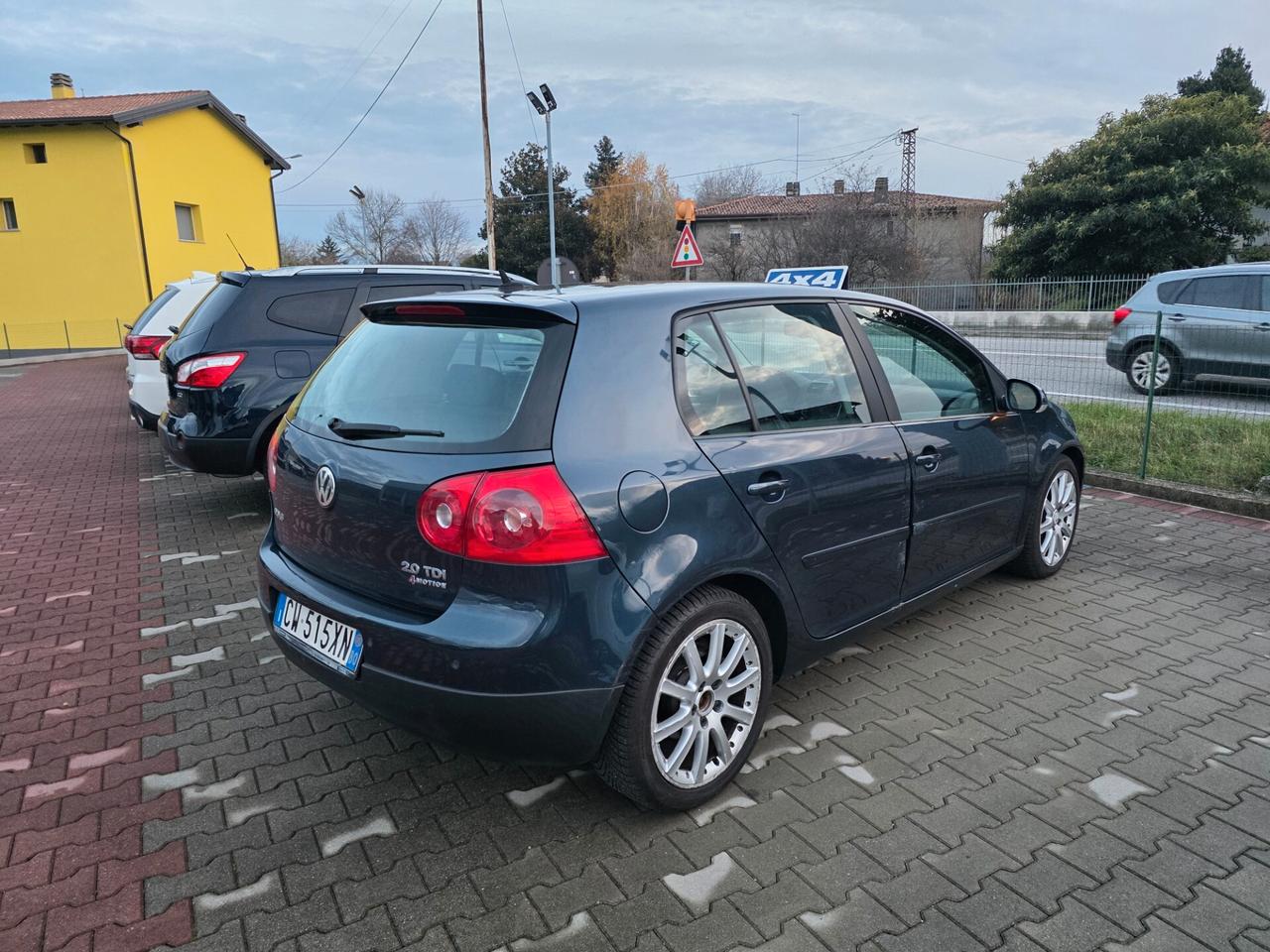 Volkswagen Golf 2.0 16V TDI 4x4 vista provata piaciuta