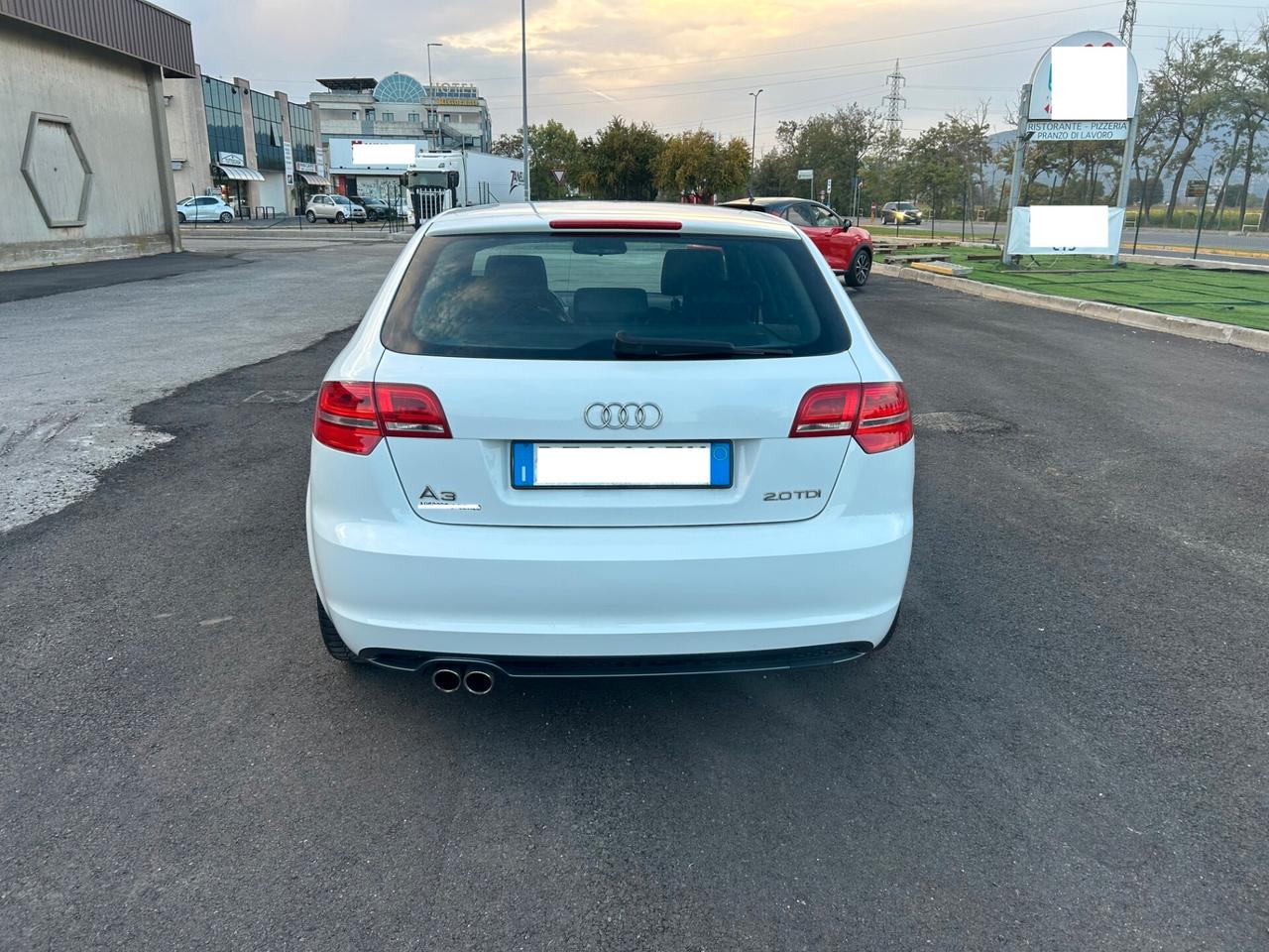 Audi A3 2.0 Tdi Sportback S-LINE ok neopatentati unico proprietario tutta tagliandata con libretto tagliandi