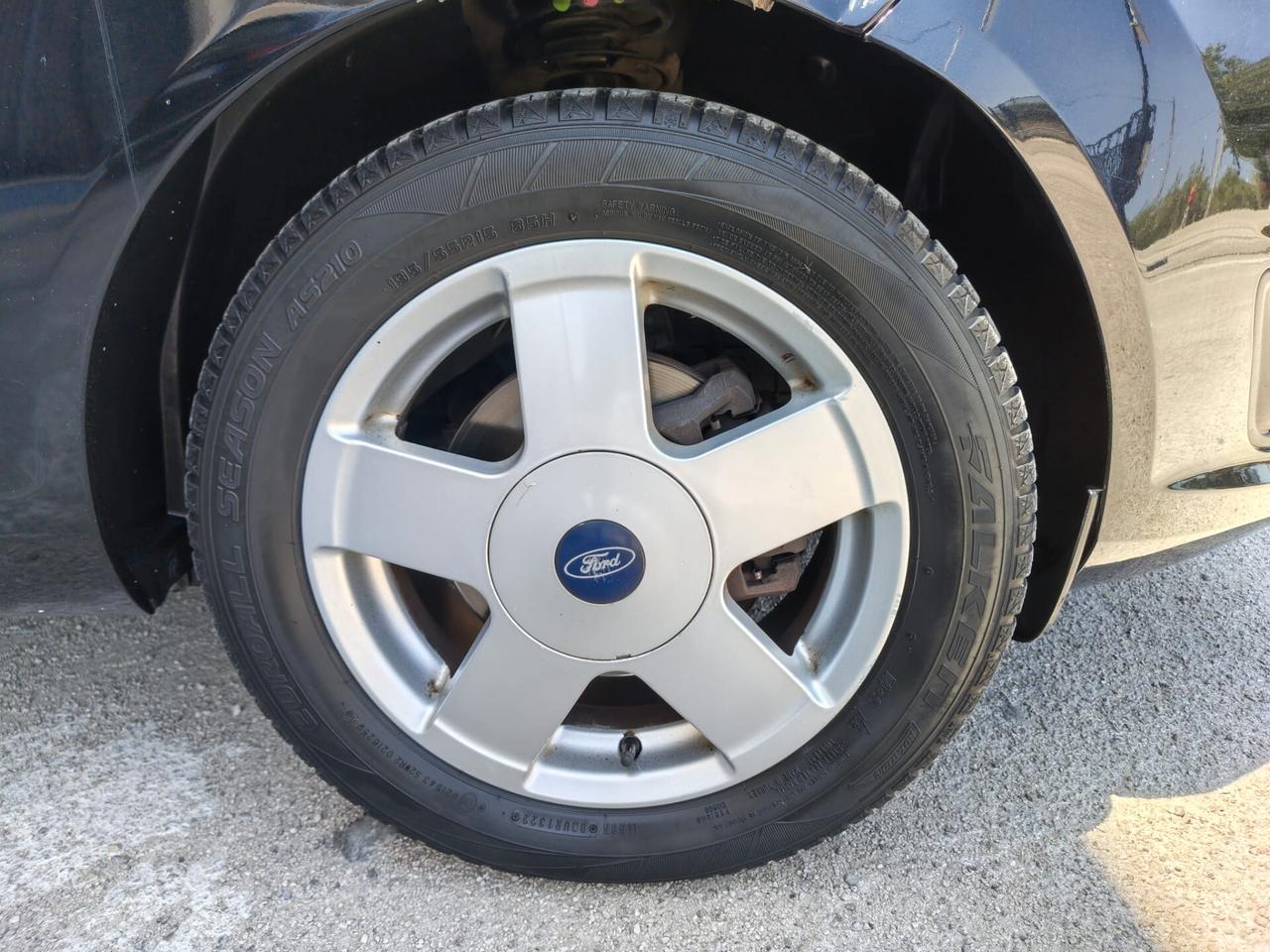 Ford Fiesta 1.5 TDCi 75CV 5 porte
