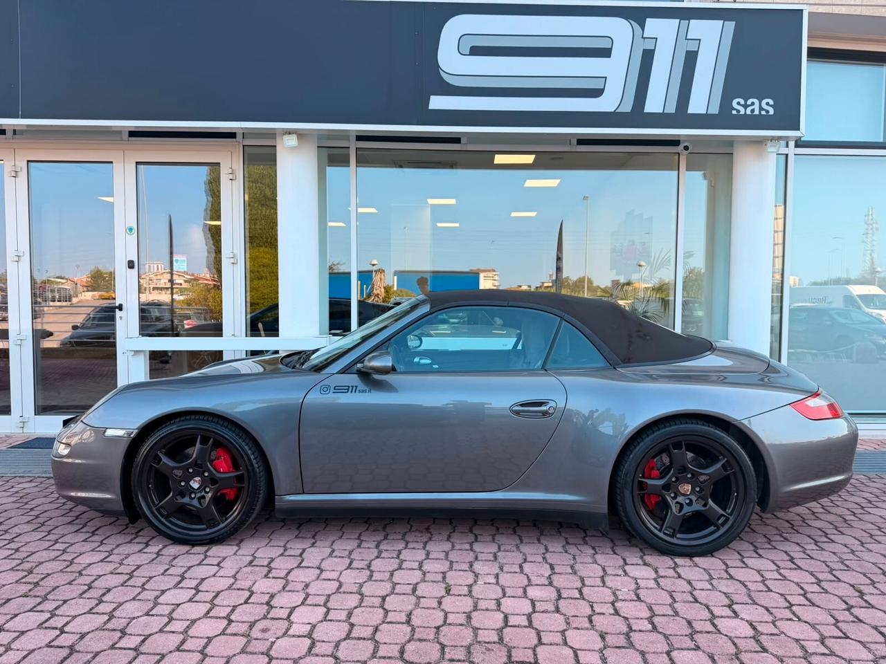 Porsche 911 Carrera 4S Cabriolet