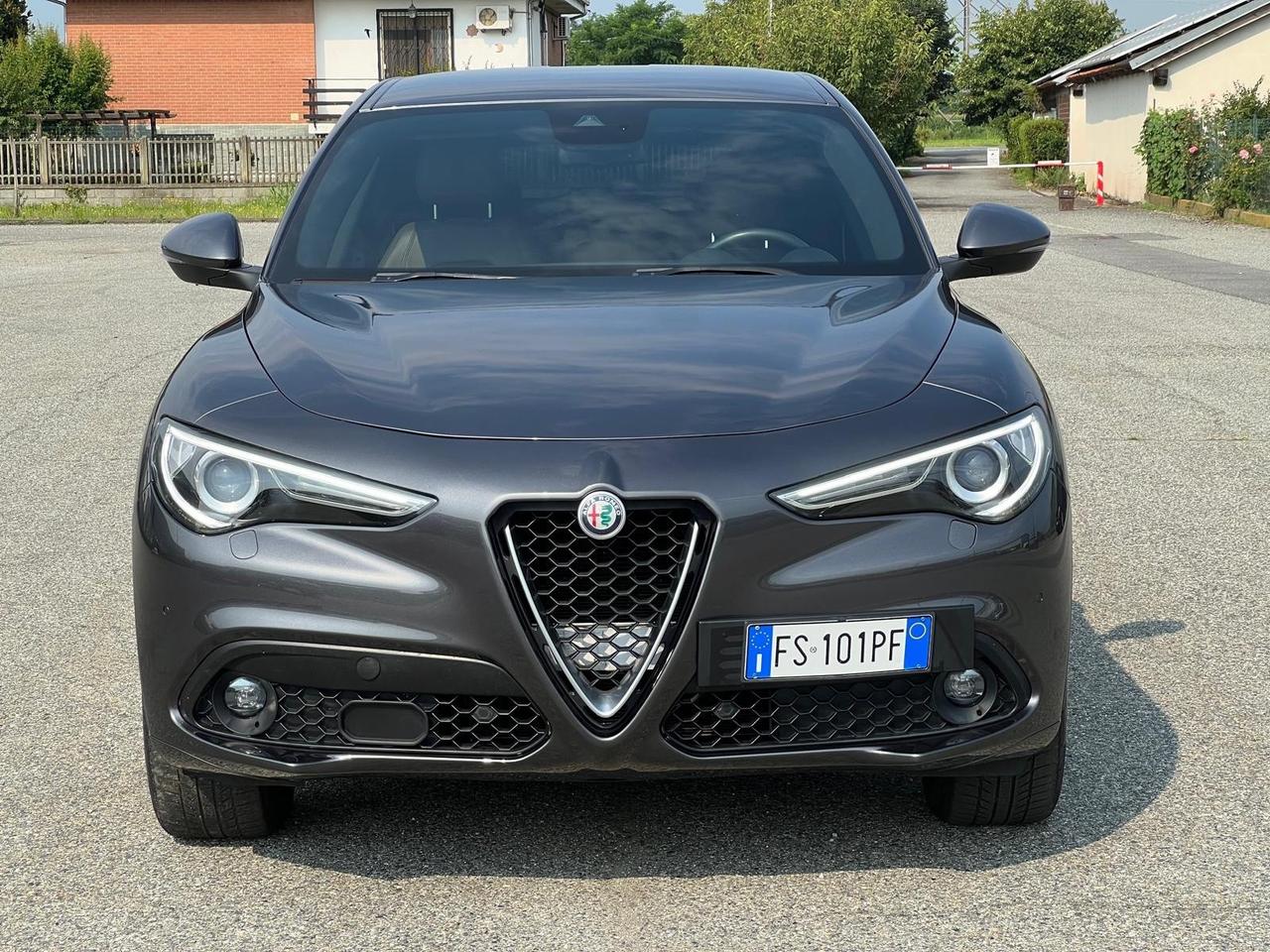 Alfa Romeo Stelvio 2.2 Turbodiesel 210 CV AT8 Q4 Executive **PROMO**