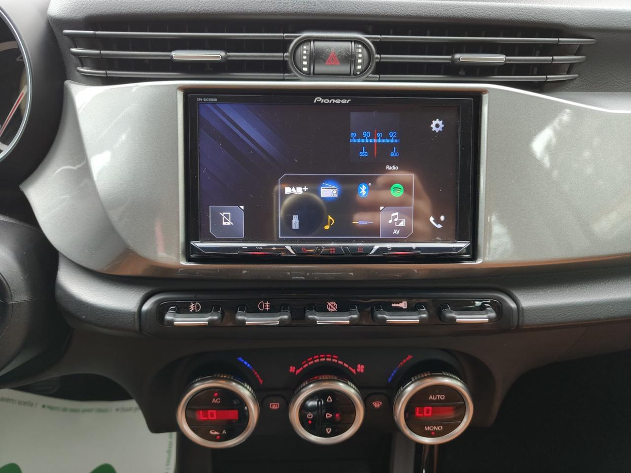 Alfa Romeo Giulietta 1.6 JTDm-2 105 CV Exclusive
