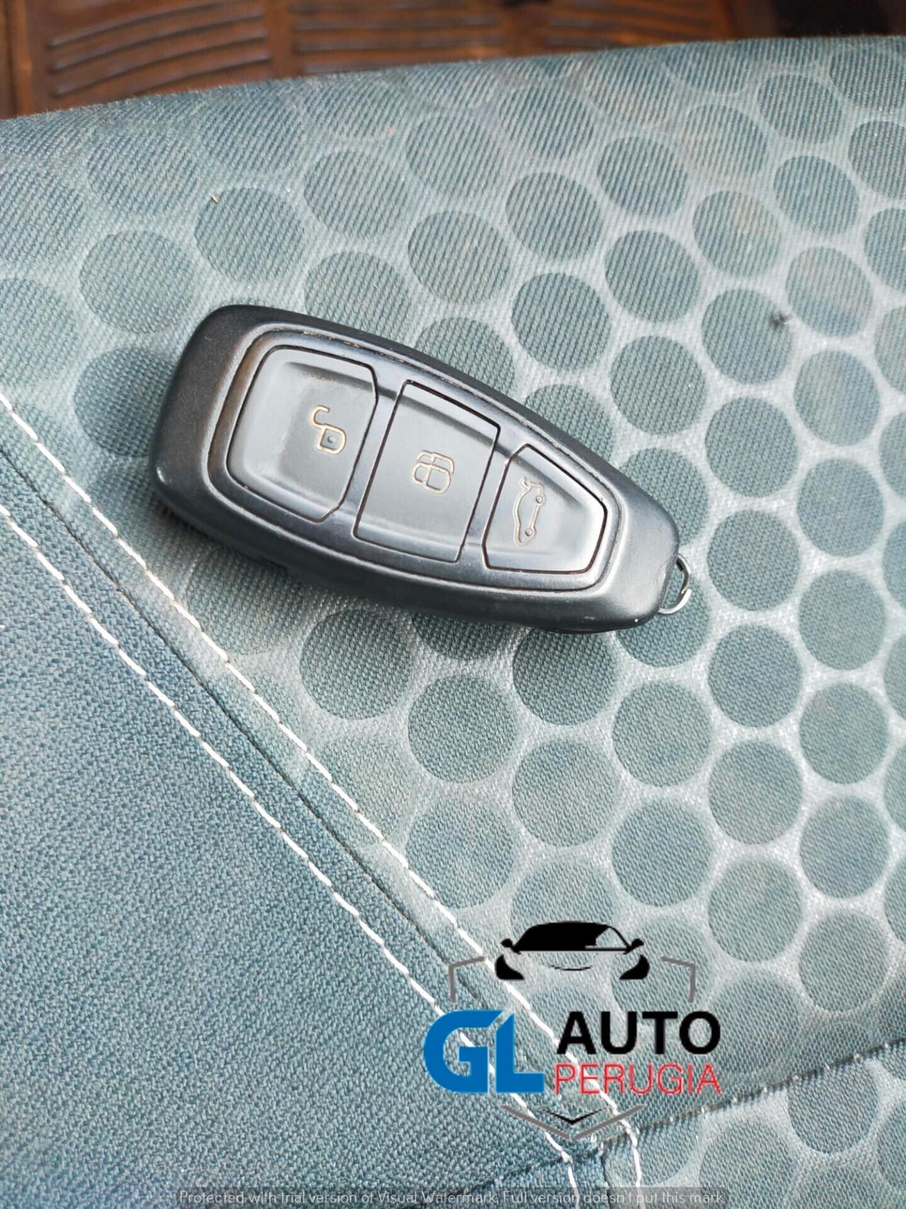 Ford Fiesta 1.4 tdci 5p titanium full opt neopatentati