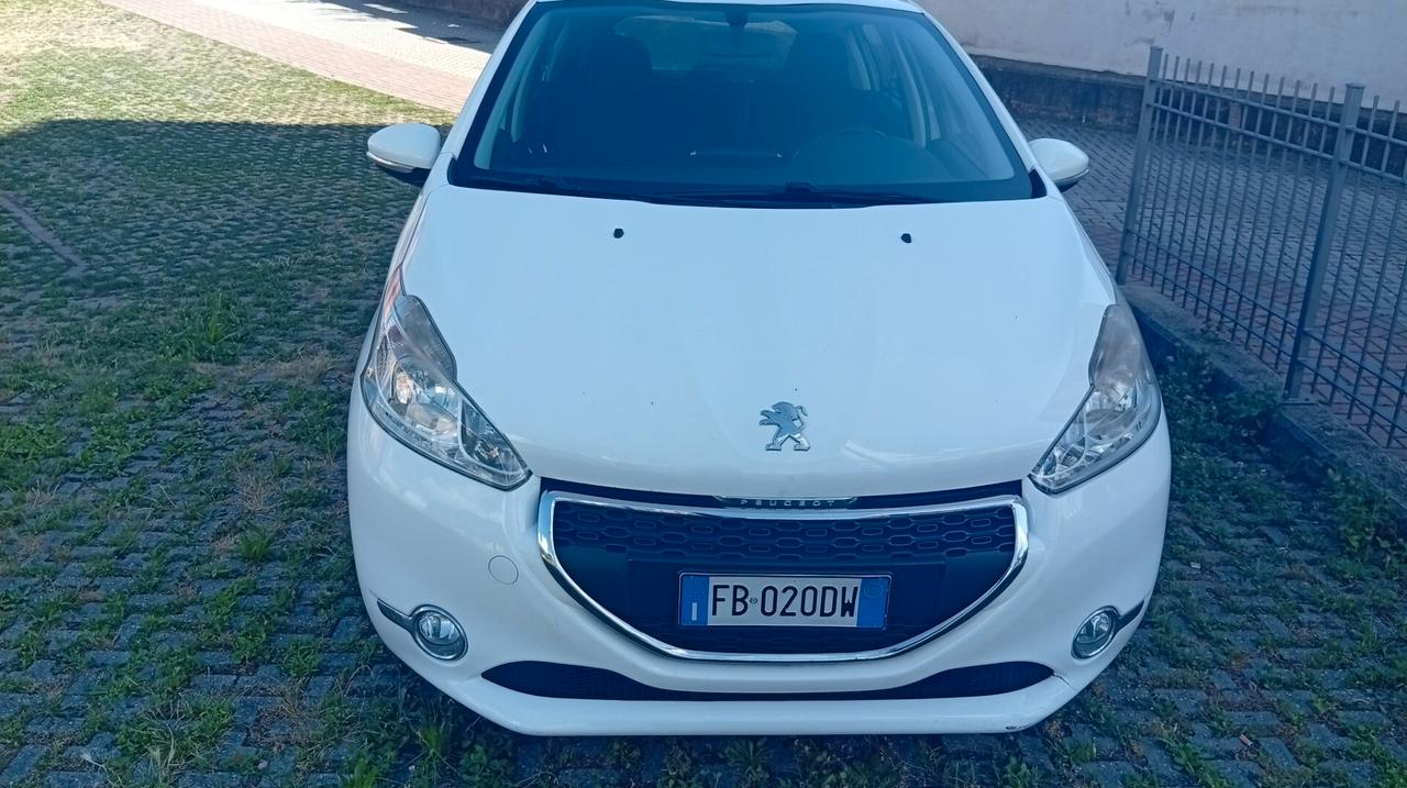 Peugeot 208 1.4 VTi 95 CV 5p. GPL Distribuzione Nuova