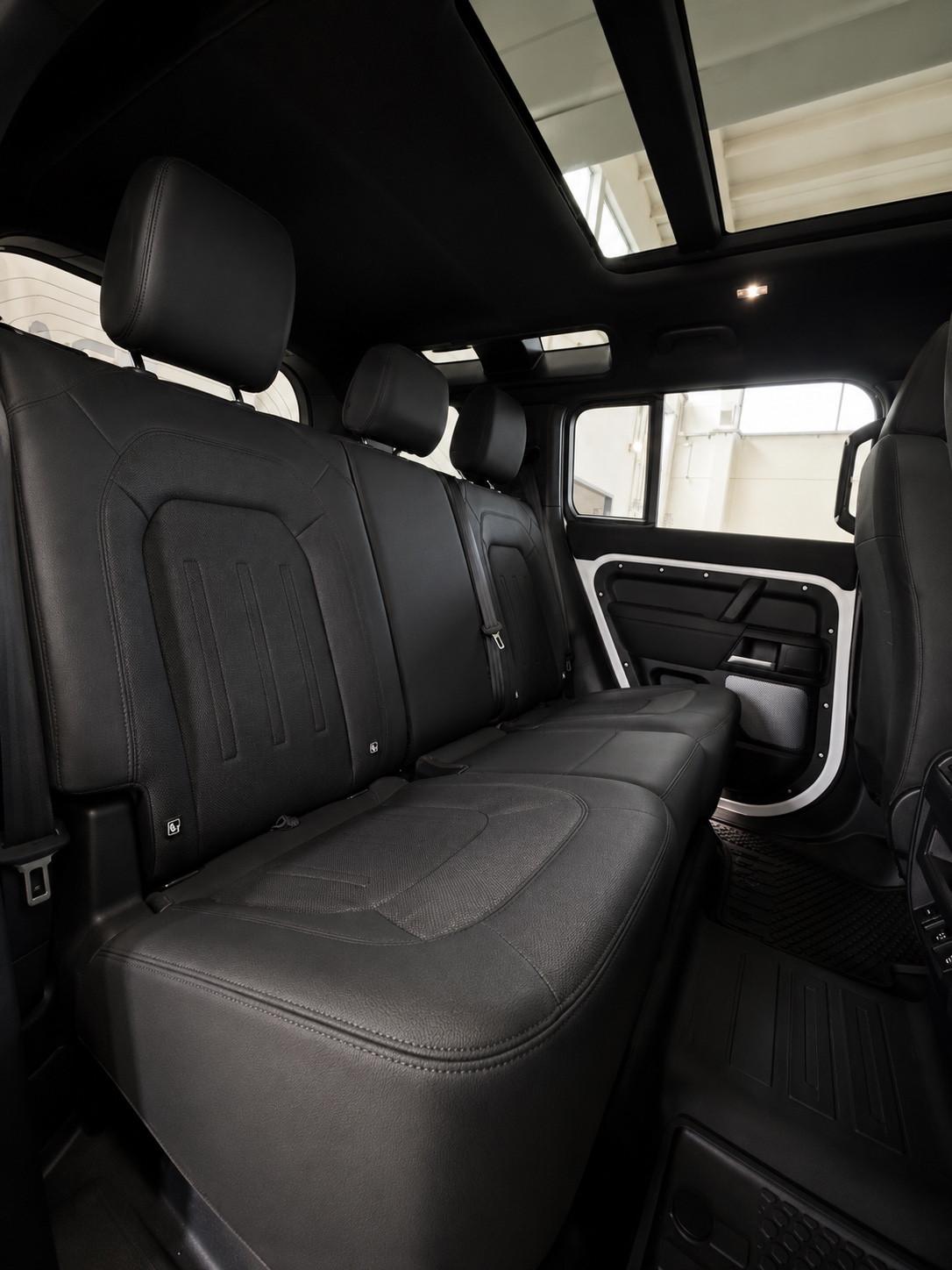 Land Rover Defender 110 3.0D I6 250 CV AWD Auto X-Dynamic HSE