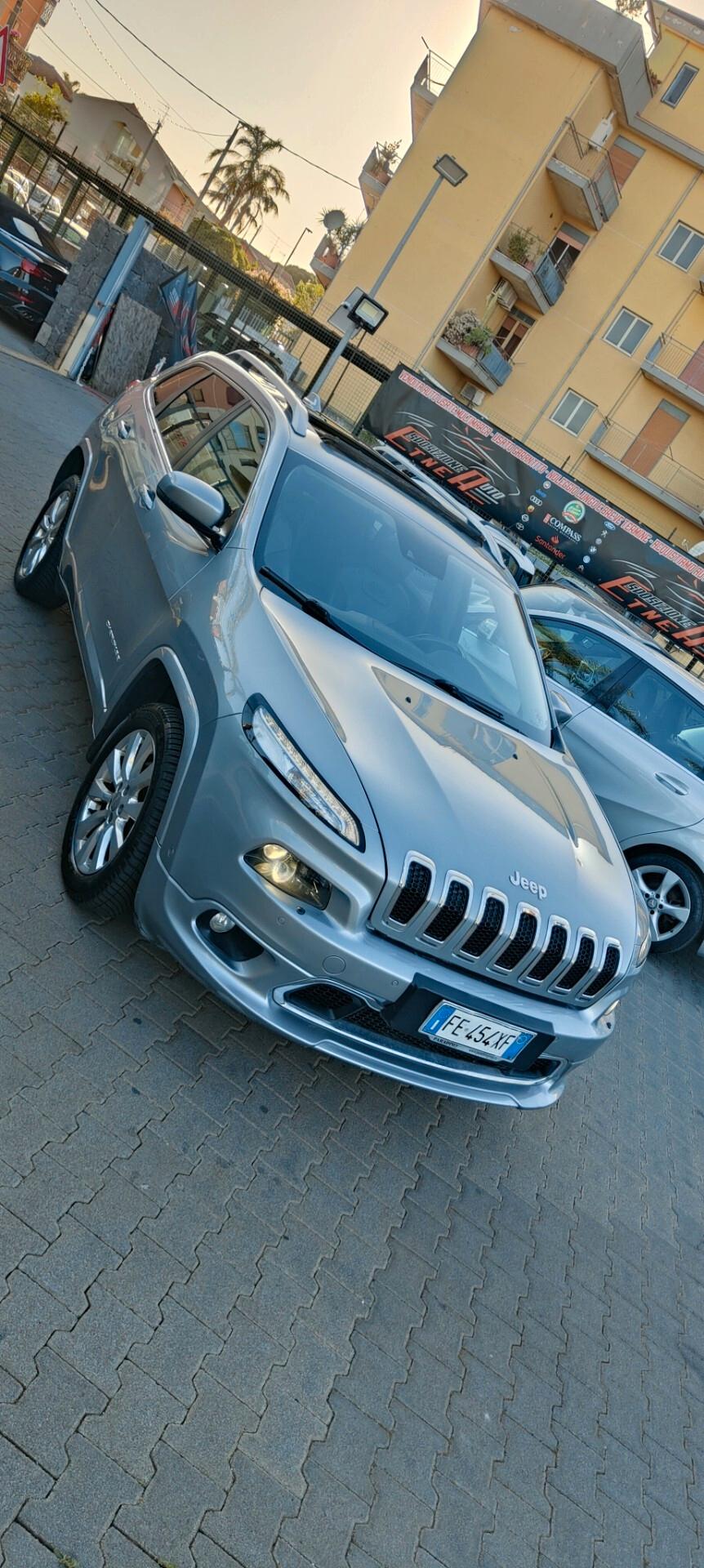 Jeep Cherokee 2.2 Mjt II 4WD Overland da vetrinaaa