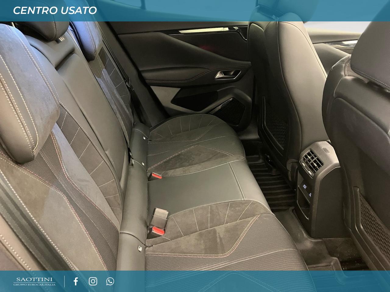 1.5 bluehdi Performance line + 130 CV Auto