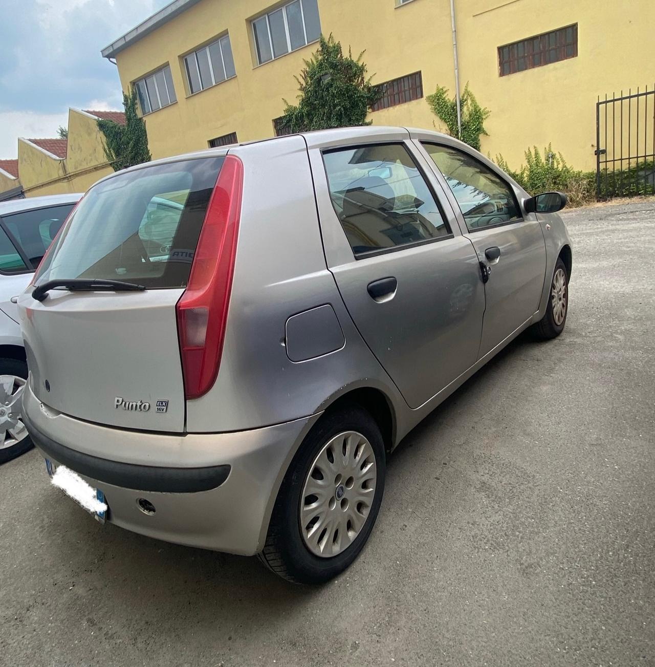 Fiat Punto 1.2i 16V cat 5 porte HLX