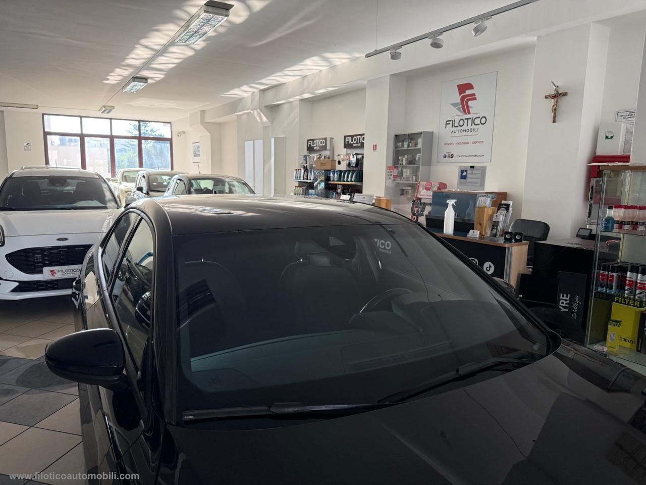 AUDI A3 Sedan 30 TDI S tronic Business COCKPIT - NAVI - RUOTINO