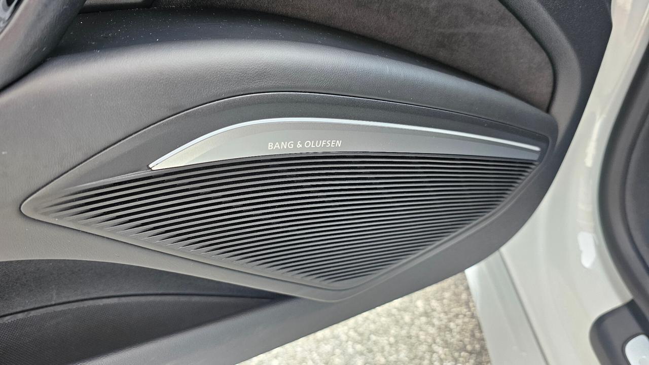 Audi TT Coupé 2.0 TFSI QUATTRO S-tronic S-line COMPETITION UNIPRO MATRIX 20' BANG&OLUF PPF