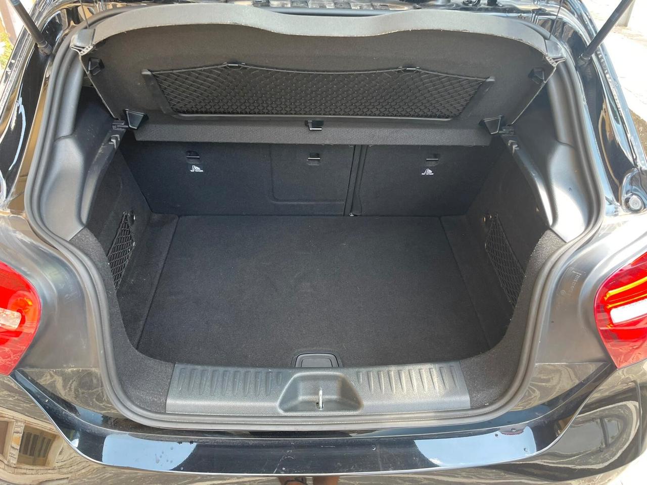 Mercedes-benz A 180 d Premium