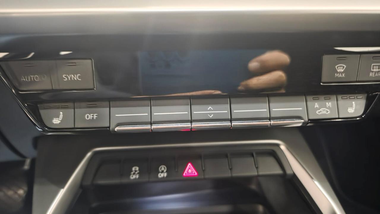 Audi A3 SPB 30 TDI Business Advanced