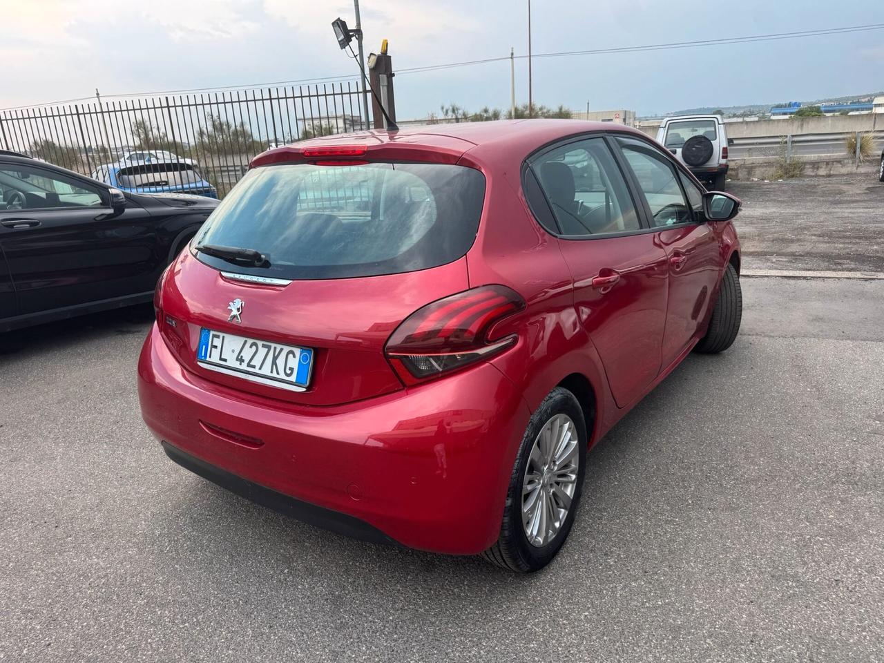 Peugeot 208 PureTech 82 5 porte Allure 2018