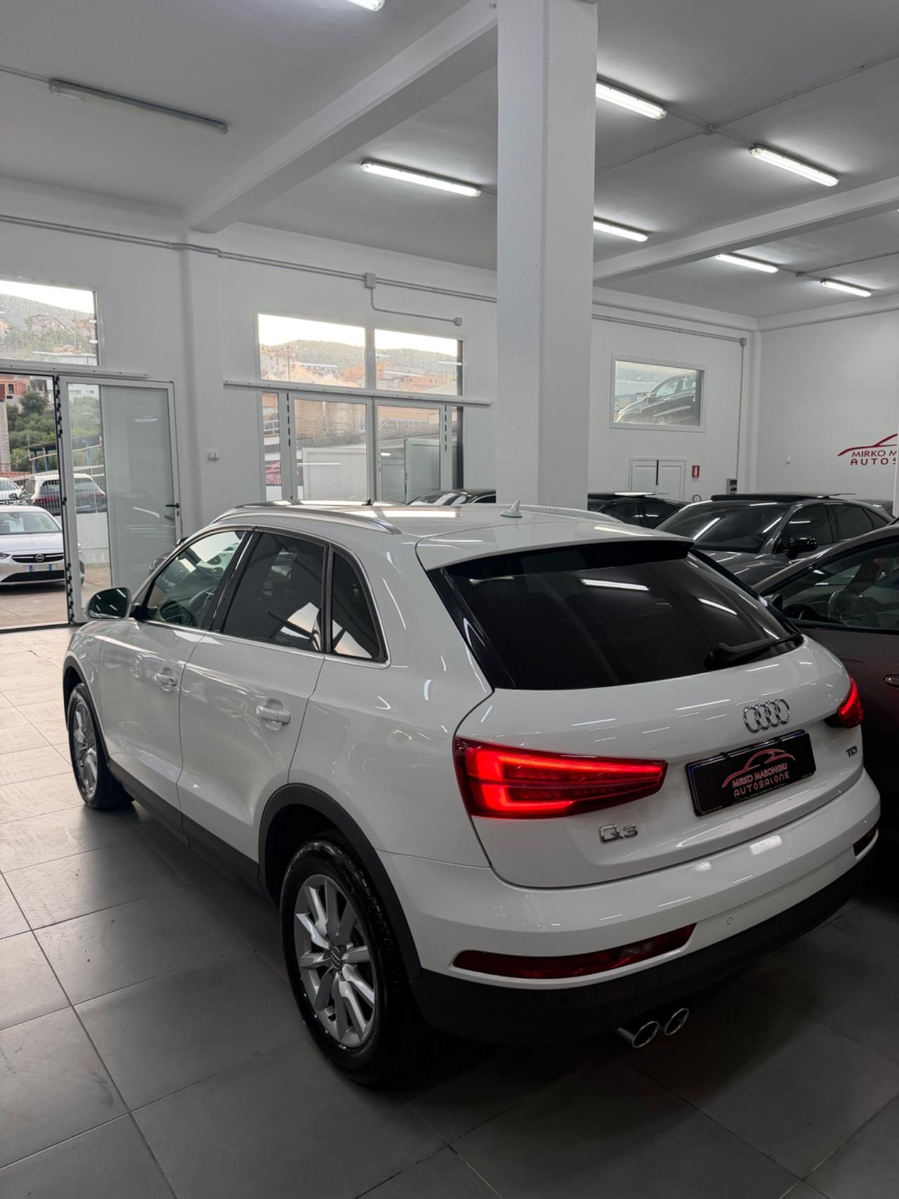 Audi Q3 2.0 TDI 120 CV Sport FINANZIABILE