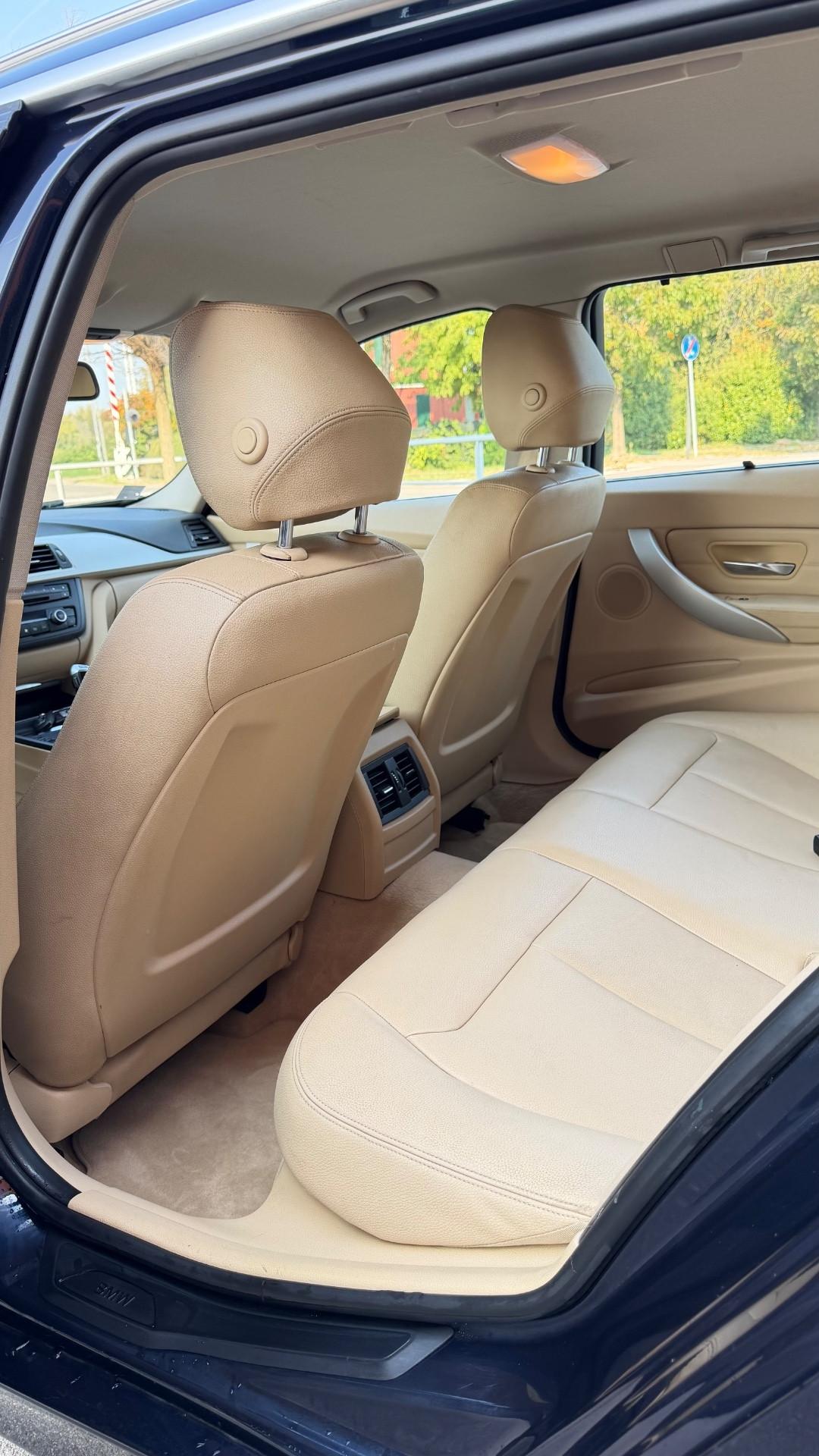Bmw 318d Touring Luxury