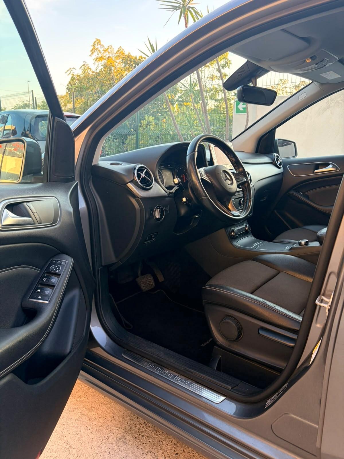 Mercedes-benz B 180 d Automatic Executive