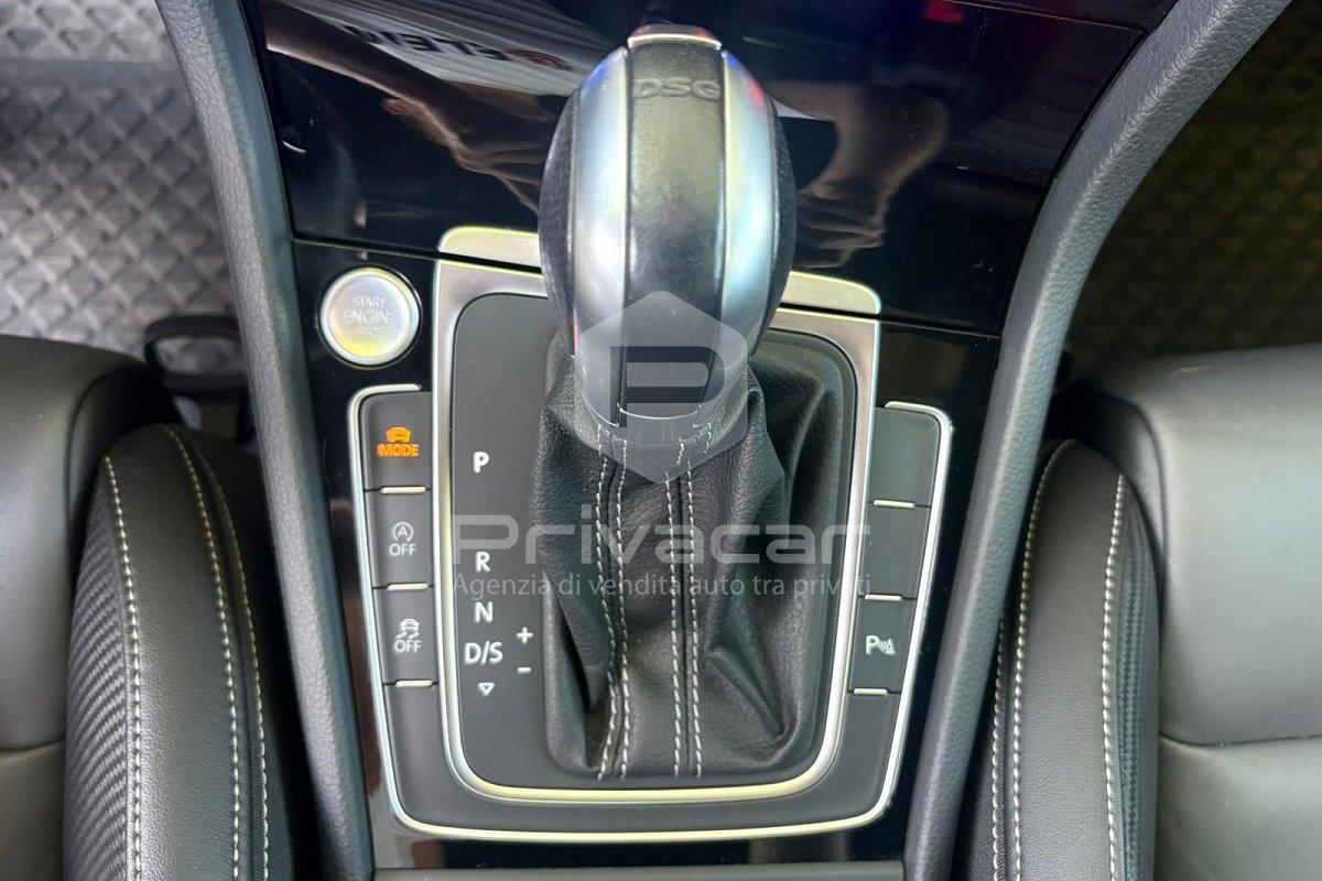 VOLKSWAGEN Golf R 2.0 TSI DSG 4MOTION 5p. BMT