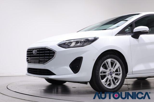 FORD Fiesta 1.1 75 CV 5 PORTE TITANIUM NEOPATENTATI