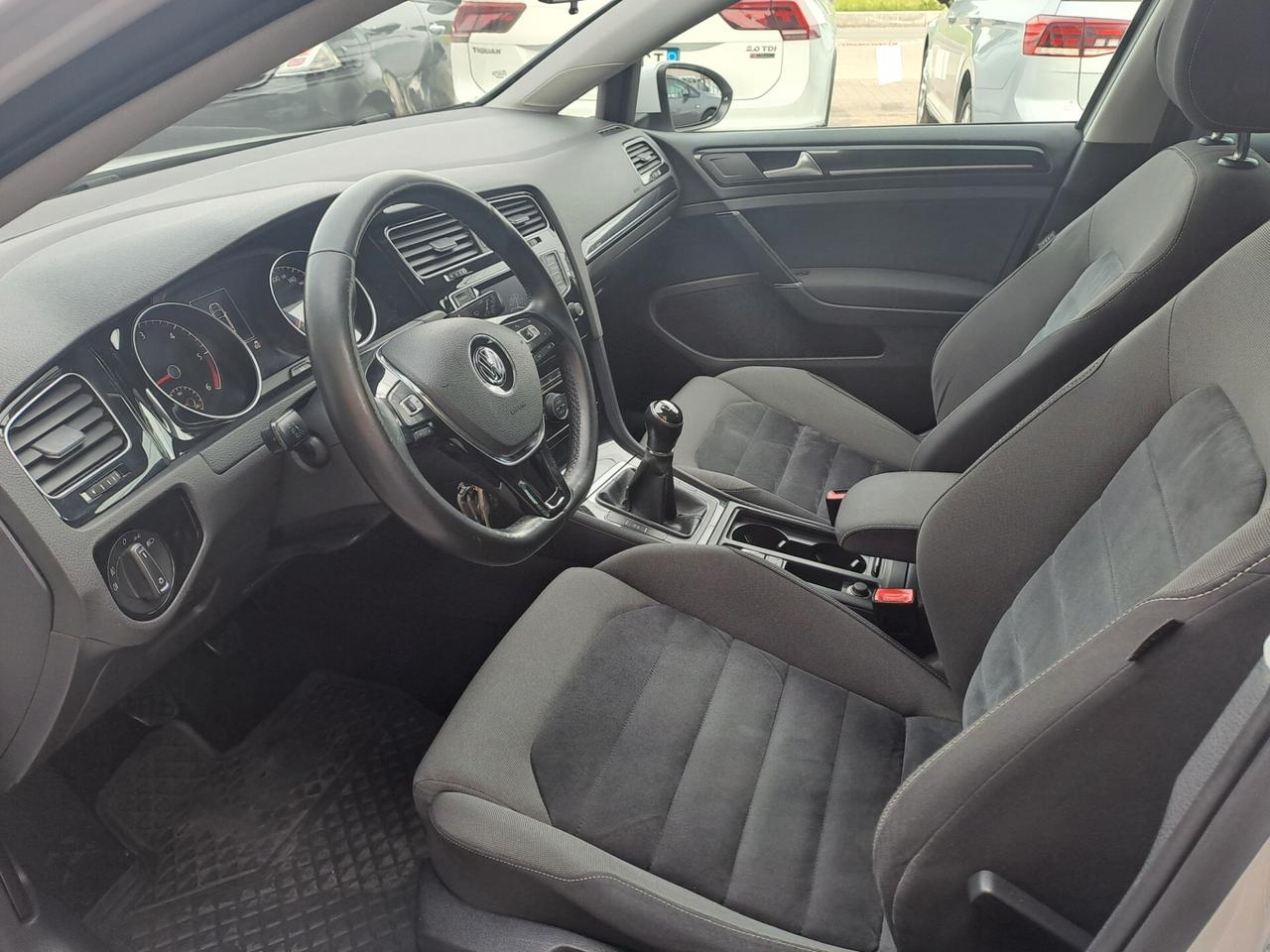 Volkswagen Golf Business 1.6 TDI 5p. Highline